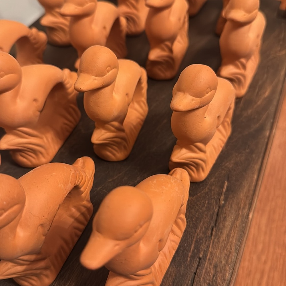 Vintage Terra Cotta Duck Napkin Rings - Picture 5 of 7